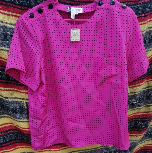Vintage 80s SK & Company Hot Pink Polka-dot Blouse & Skirt Set - Picture 5 of 9